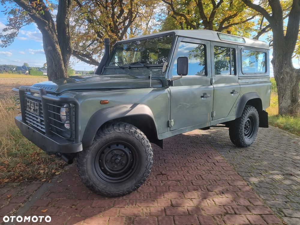 Land Rover Defender - 34