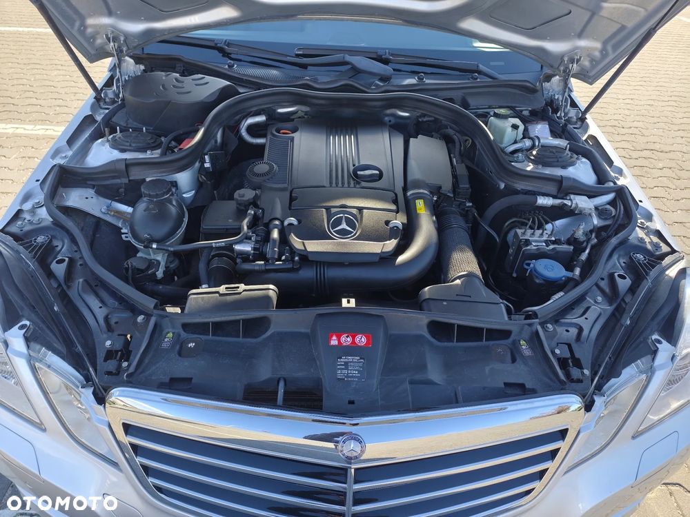 Mercedes-Benz Klasa E 200 CGI BlueEFFICIENCY Automatik Avantgarde - 14