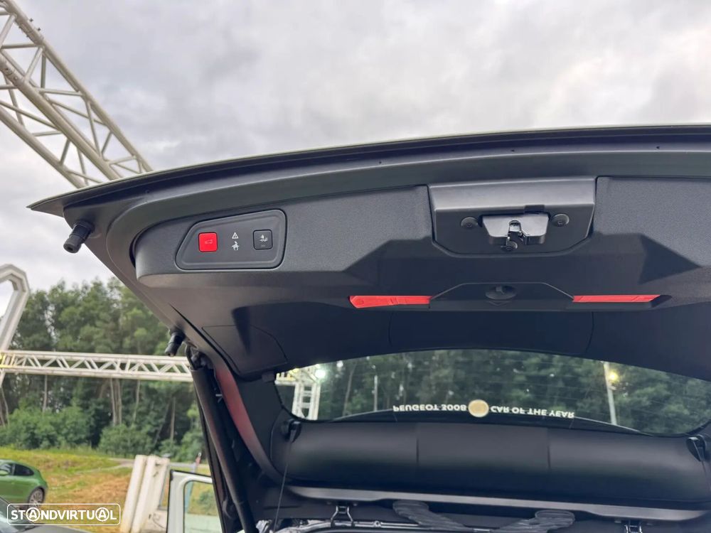 Peugeot 3008 1.6 BlueHDi GT Line EAT6 - 13
