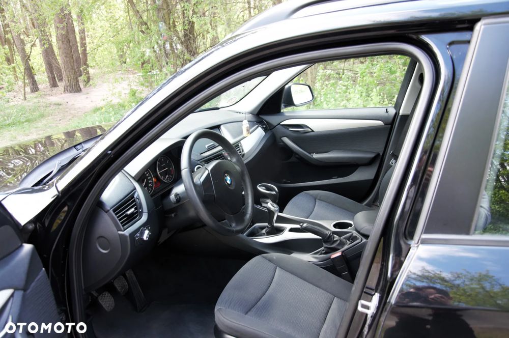 BMW X1 sDrive16d xLine - 17
