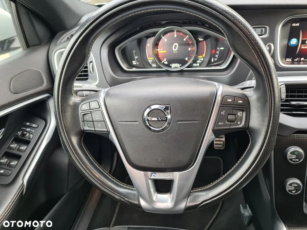 Volvo V40 D3 Drive-E R-Design Kinetic - 11