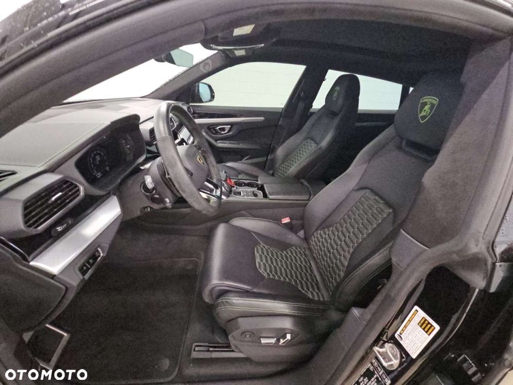 Lamborghini Urus - 9