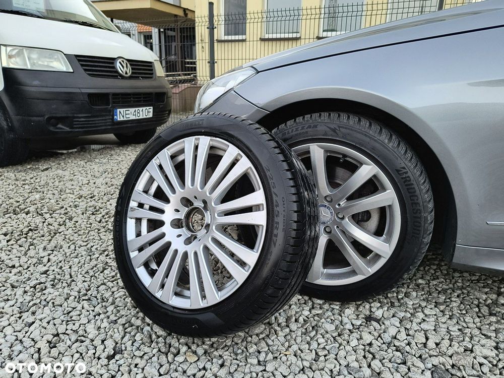 Mercedes-Benz Klasa E 250 BlueEFFICIENCY 7G-TRONIC - 30