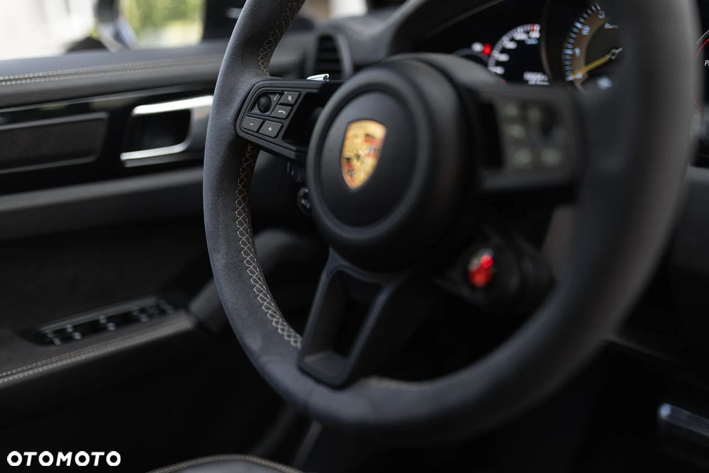 Porsche Cayenne Turbo GT - 33