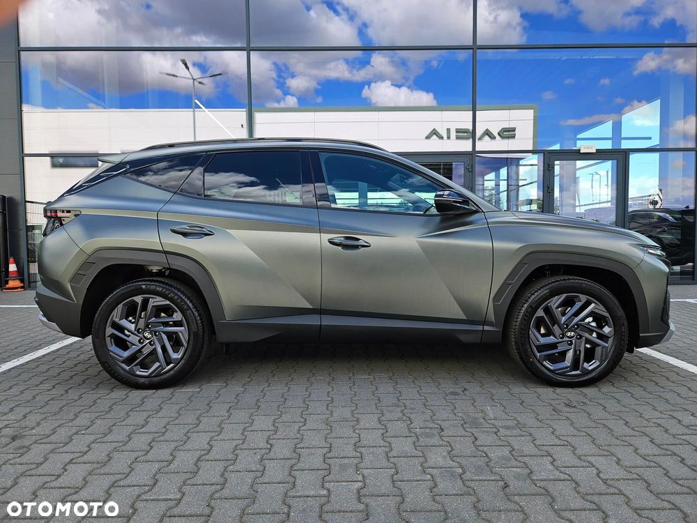 Hyundai Tucson 1.6 T-GDi HEV Smart Black 2WD - 7