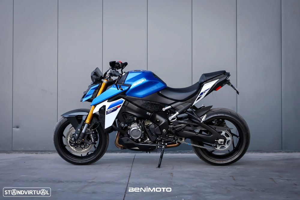 Suzuki GSX S 1000 - 4