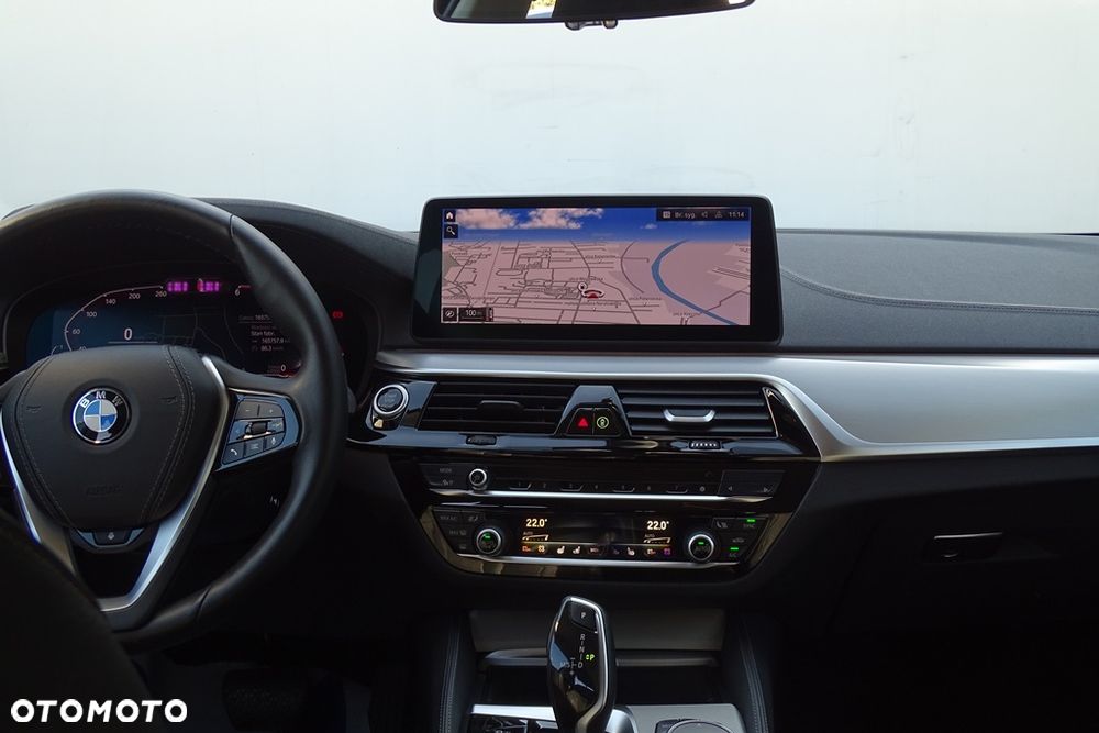 BMW Seria 5 530d mHEV Luxury Line sport - 39