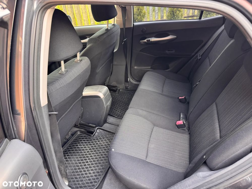 Toyota Auris 1.4 D-4D Luna - 14