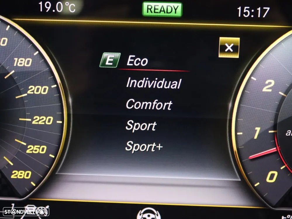 Mercedes-Benz E 53 AMG 4-Matic+ - 39