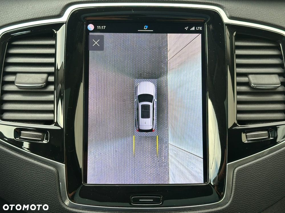 Volvo XC 90 - 30