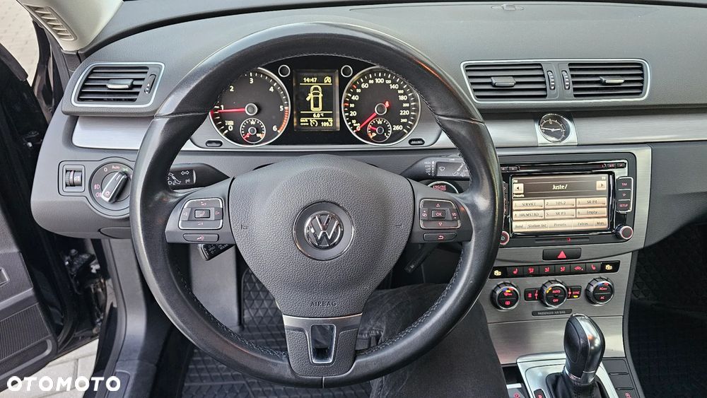 Volkswagen Passat Variant - 7