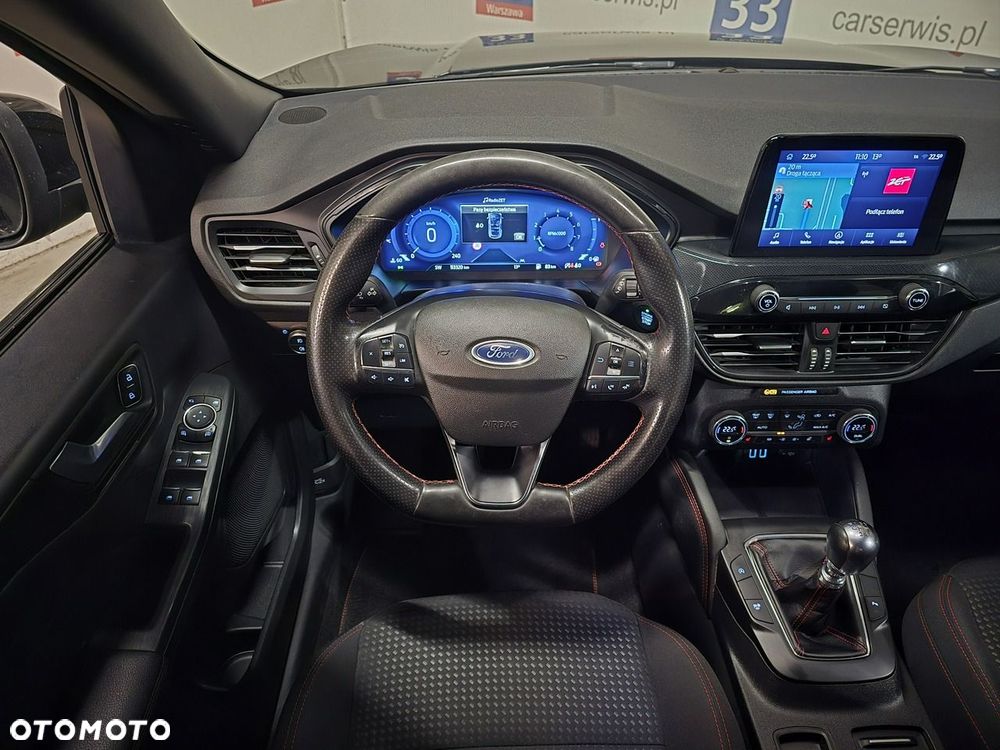 Ford Kuga 1.5 EcoBoost ST-LINE - 21