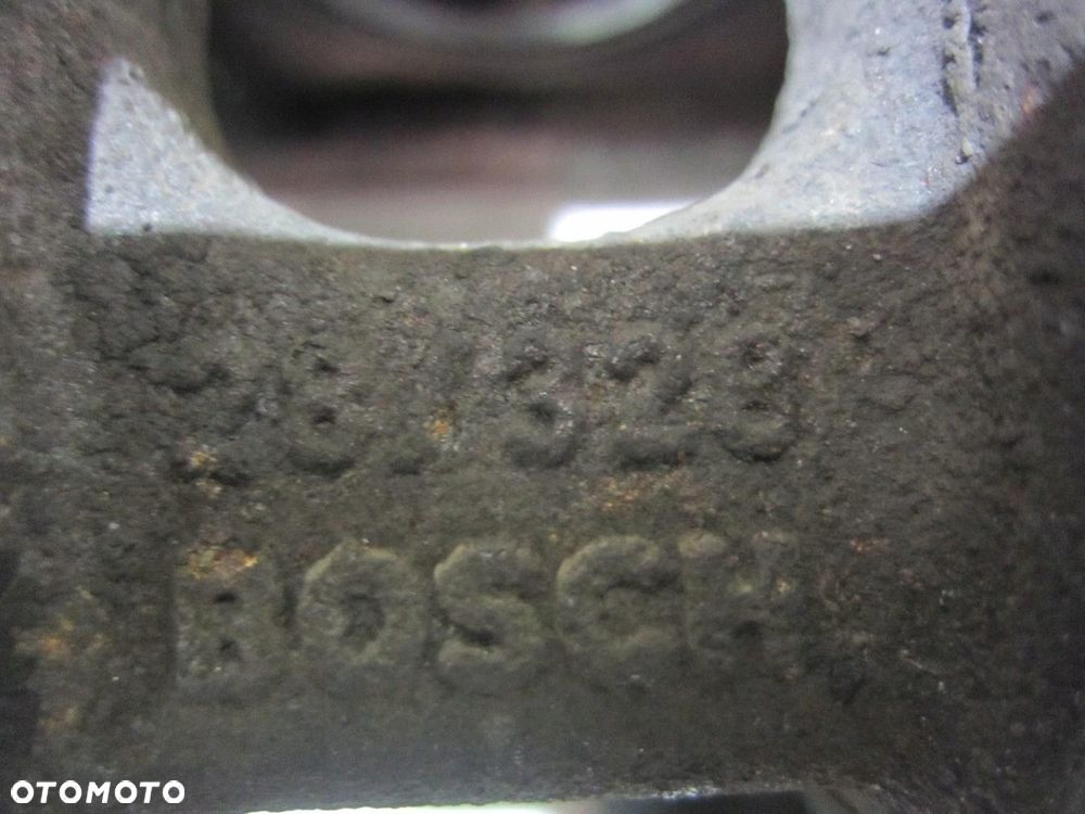 BMW X3 F25 X4 ZACISK HAMULCOWY PRAWY PRZÓD 6790922 - 6