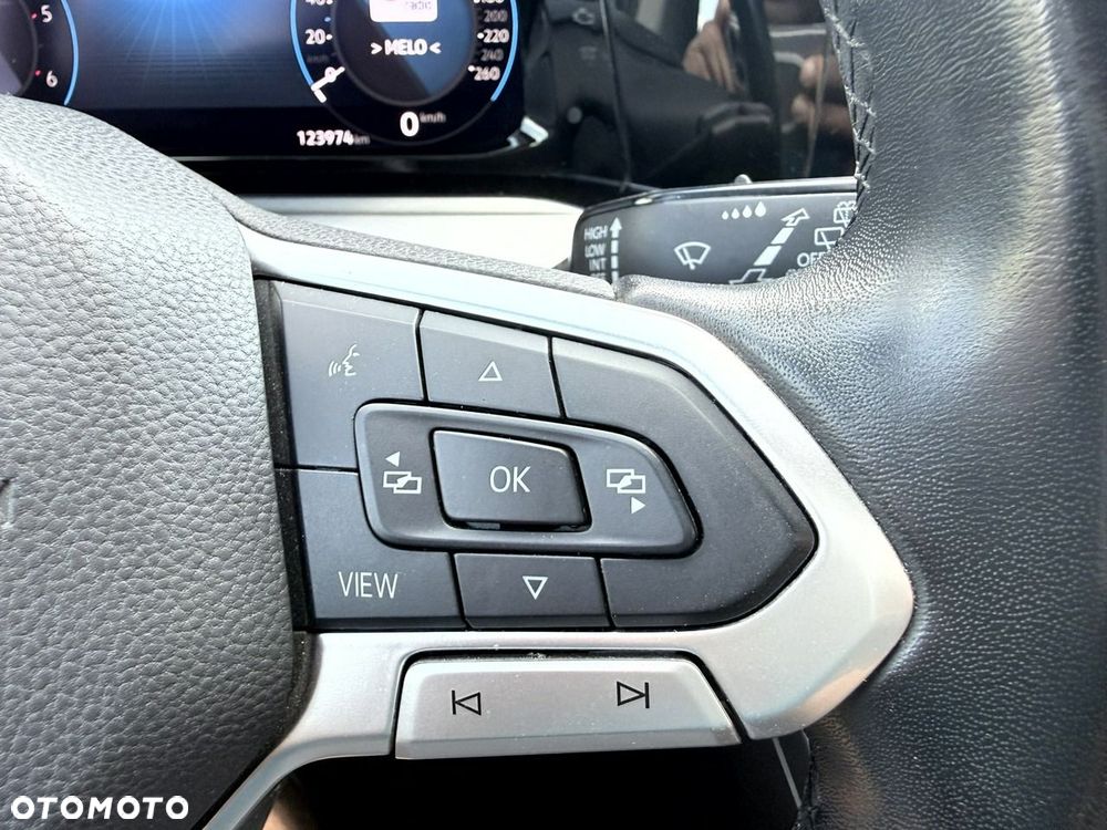 Volkswagen Golf Variant 2.0 TDI Life - 20