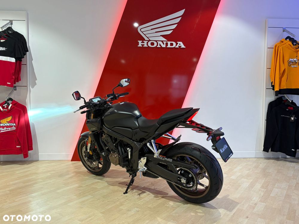 Honda CB - 4