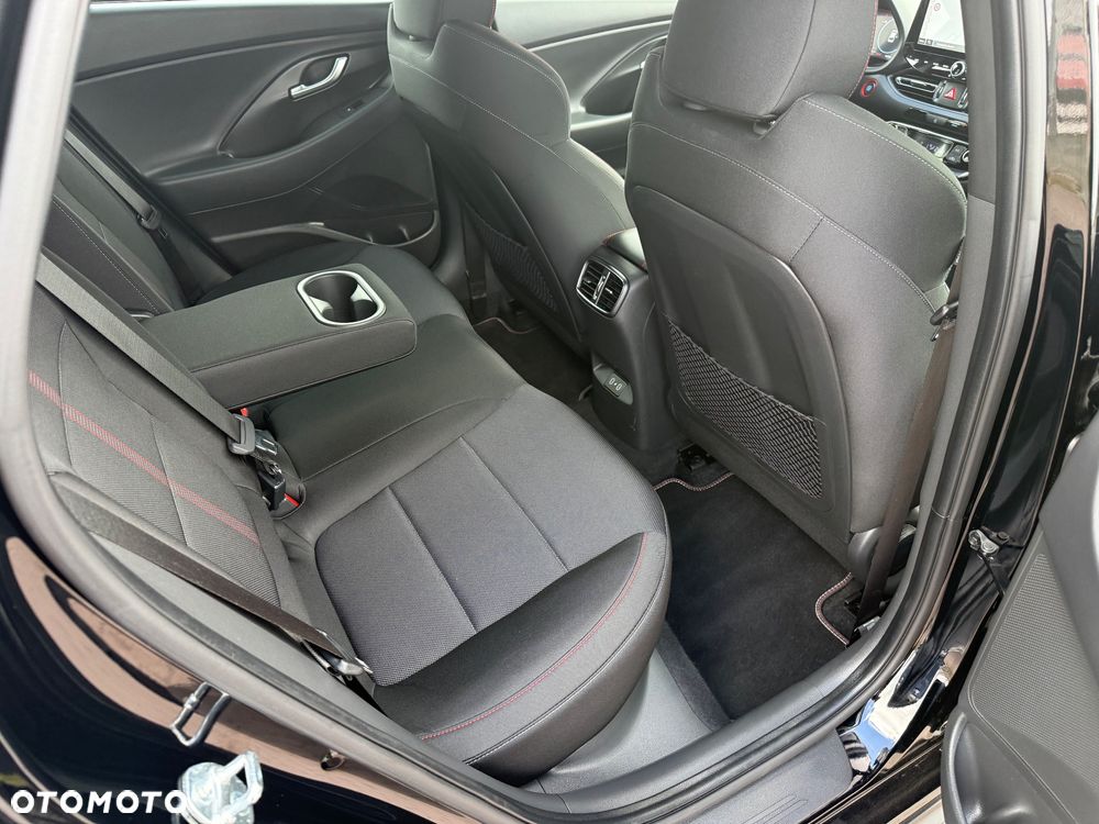 Hyundai i30 1.5 T-GDI 48V-Hybrid DCT N Line - 13