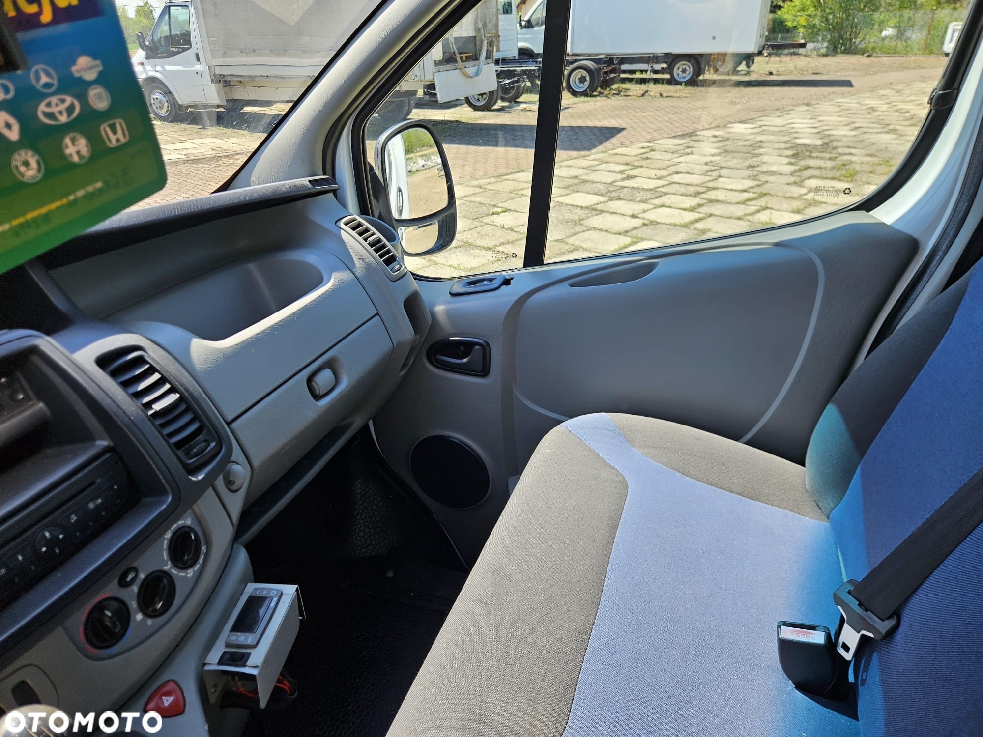 Renault Trafic - 10