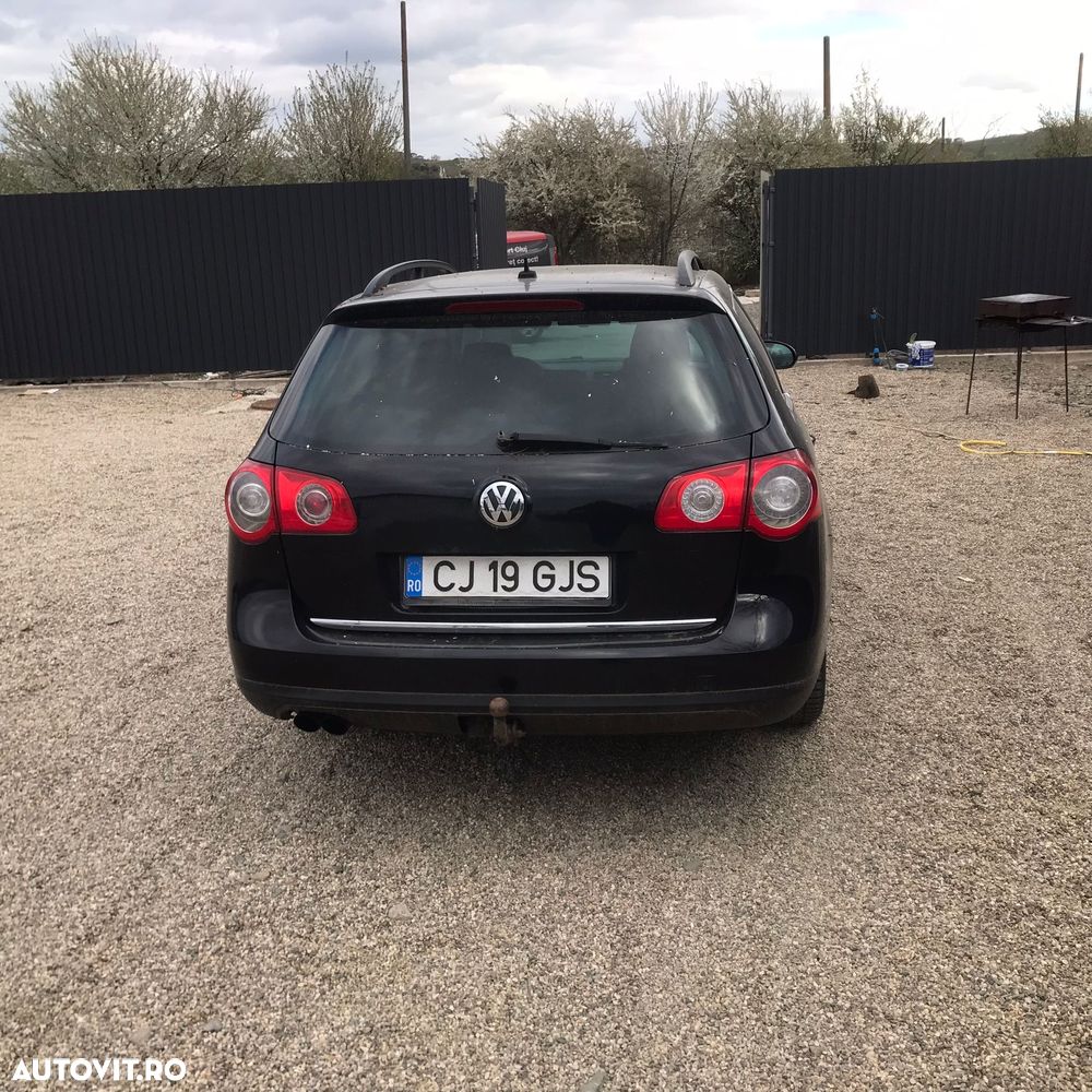 Volkswagen Passat 2.0 TDI Trendline - 1