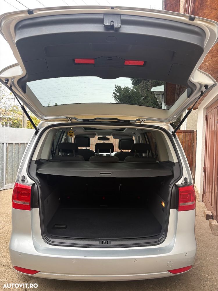 Volkswagen Touran 2.0 TDI DPF Life - 7