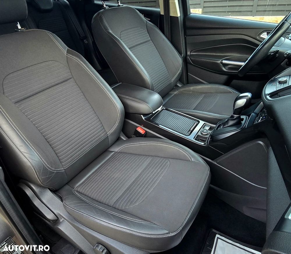 Ford Kuga 2.0 TDCi 4x4 Aut. Titanium - 8