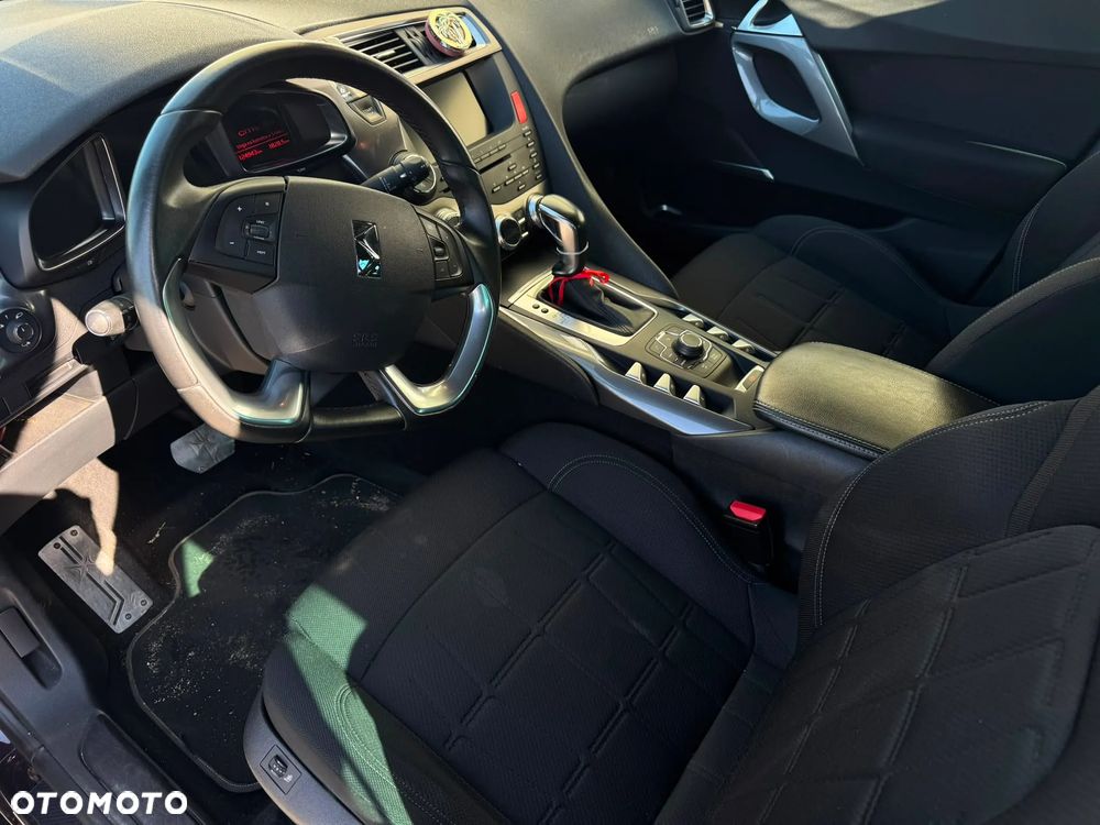 Citroën DS5 2.0 HDi SoChic - 6