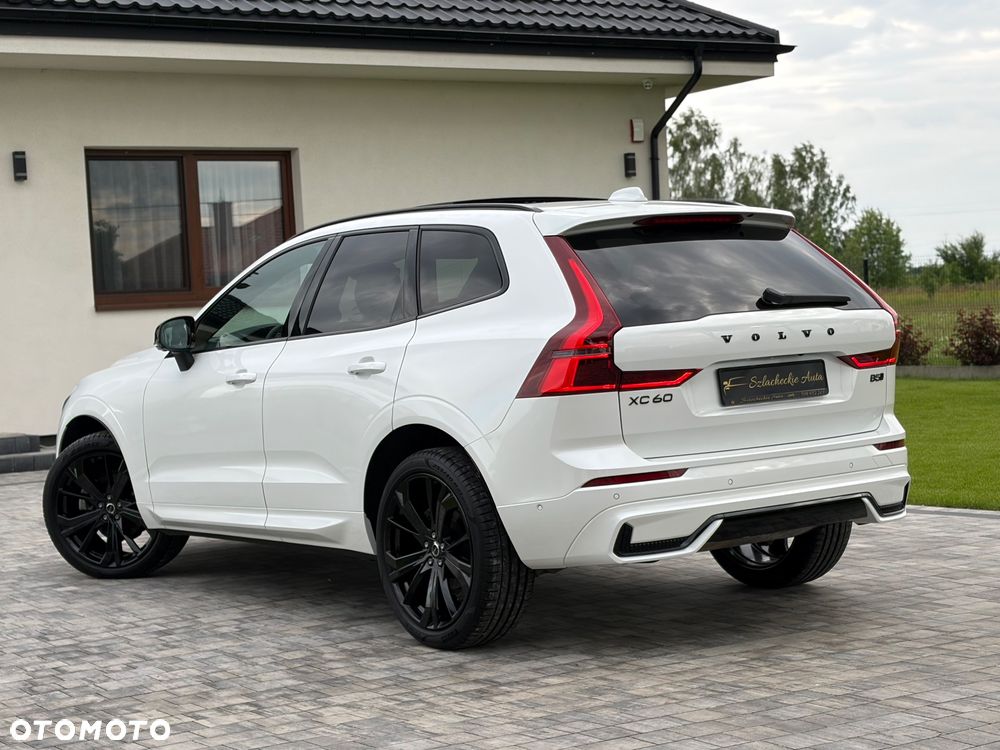 Volvo XC 60 B5 B AWD Plus Black Edition - 8