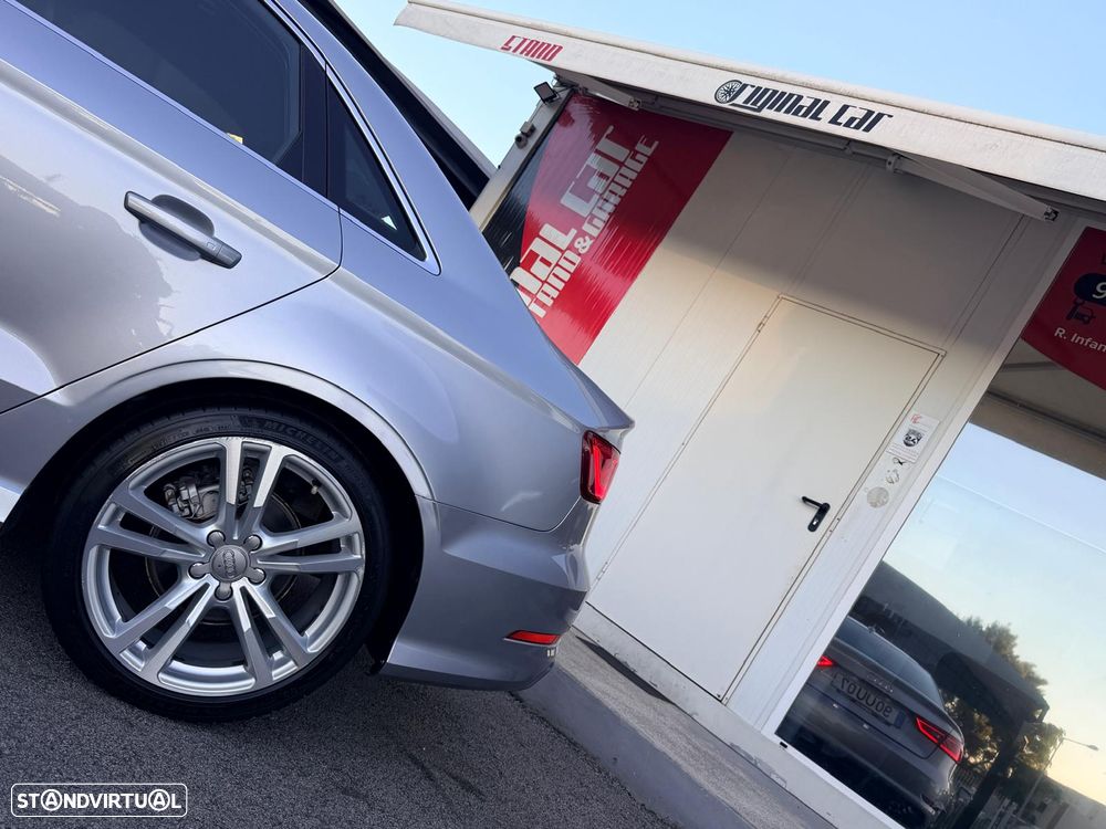 Audi A3 Limousine 1.6 TDI Limousine(clean diesel) S tronic S line Sport Pack - 7