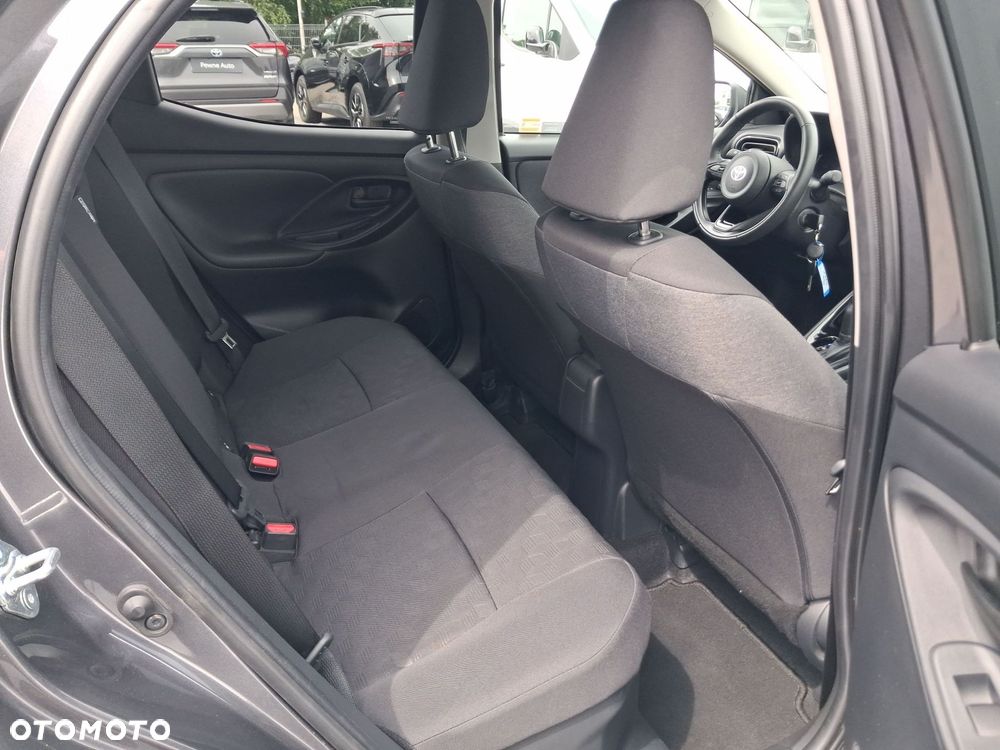 Toyota Yaris Hybrid 1.5 Style - 14