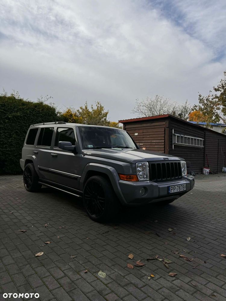 Jeep Commander - 9