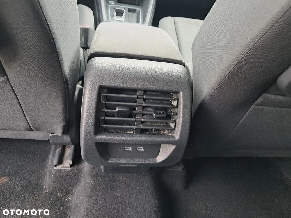 Ford Tourneo Connect Grand 2.0 EcoBlue Active - 20