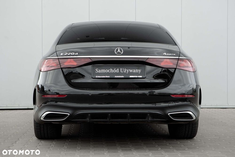 Mercedes-Benz Klasa E 220 d mHEV 4-Matic AMG 9G-Tronic - 9