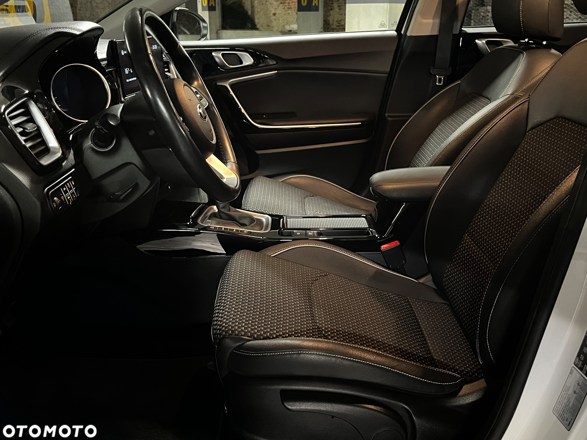 Kia XCeed 1.6 GDI DCT6 OPF Plug-in-Hybrid SPIRIT - 27