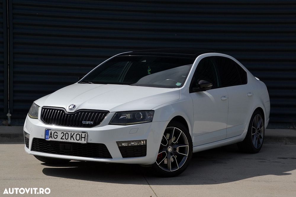 Skoda Octavia 2.0 TDI DSG RS - 2