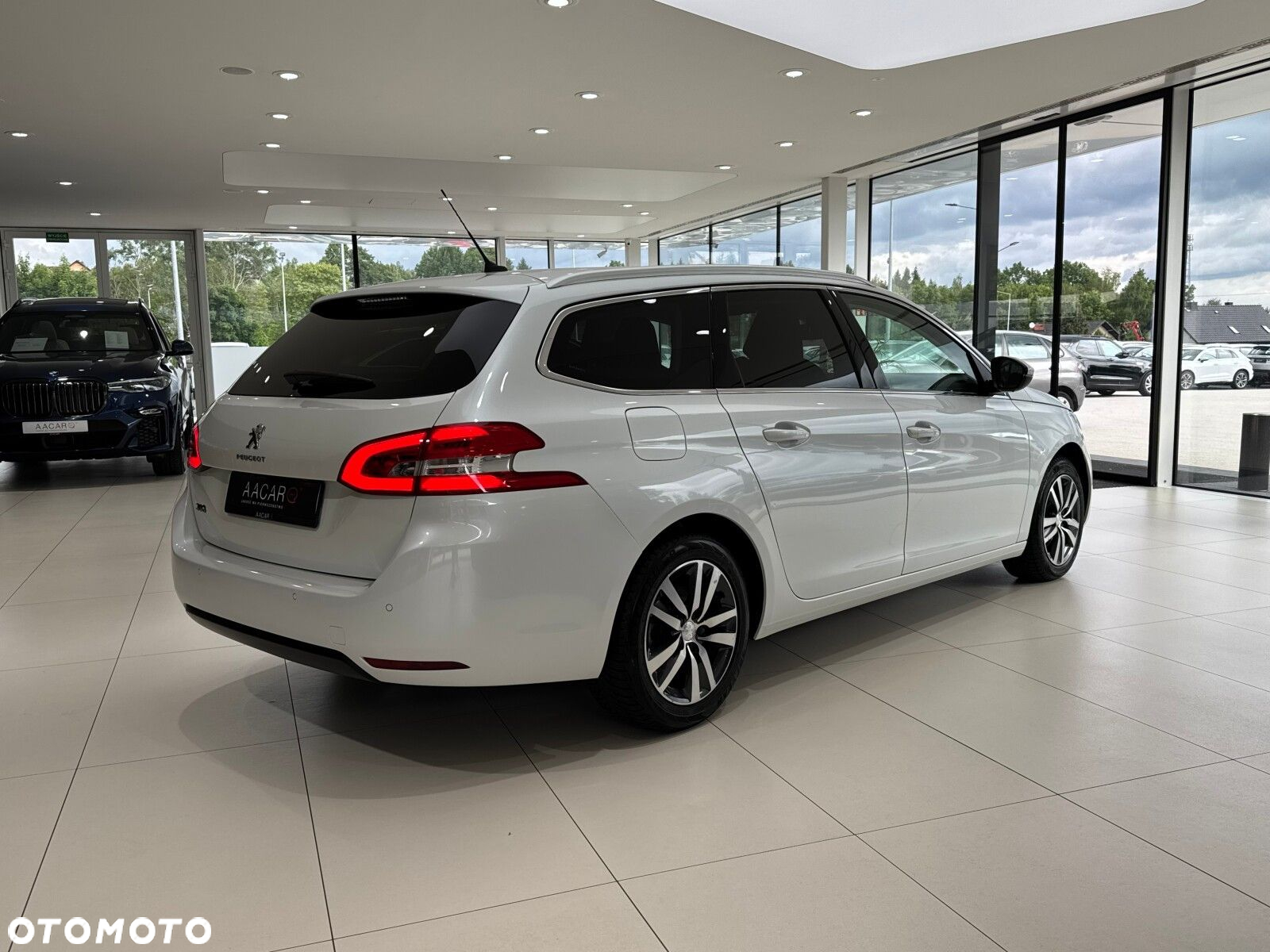Peugeot 308 1.2 PureTech GPF Allure Pack S&S EAT8 - 5