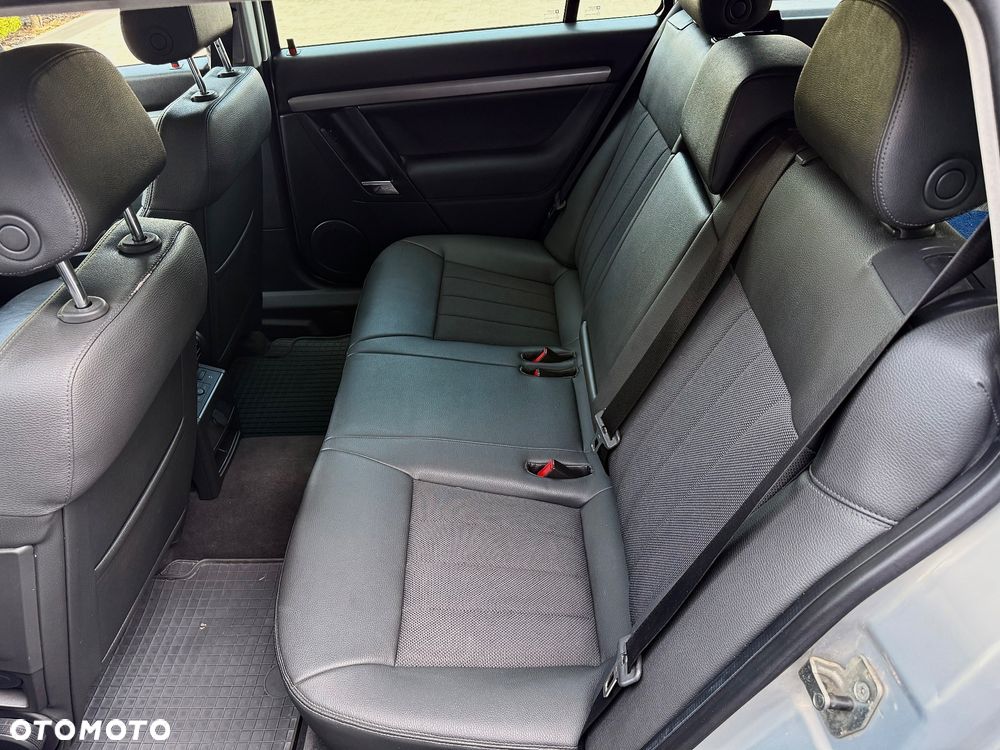Opel Vectra 1.9 CDTI Elegance - 16