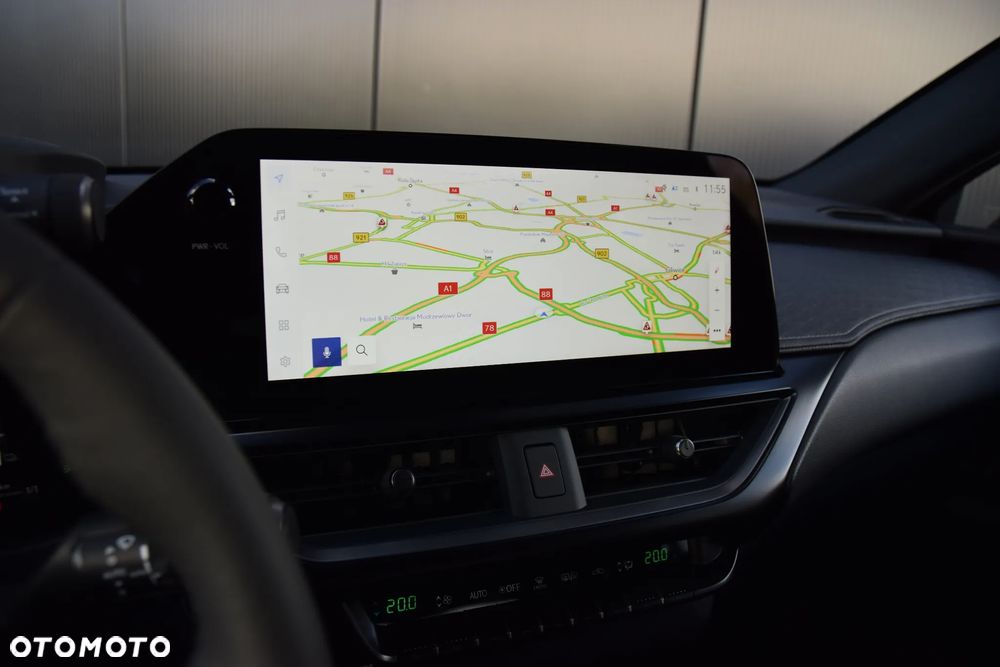 Lexus UX 300h F Sport Design - 13