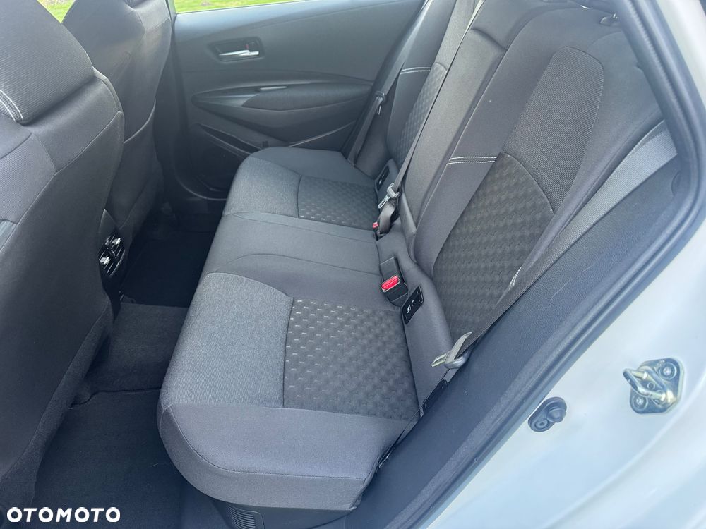 Toyota Corolla 1.8 Hybrid Comfort - 10