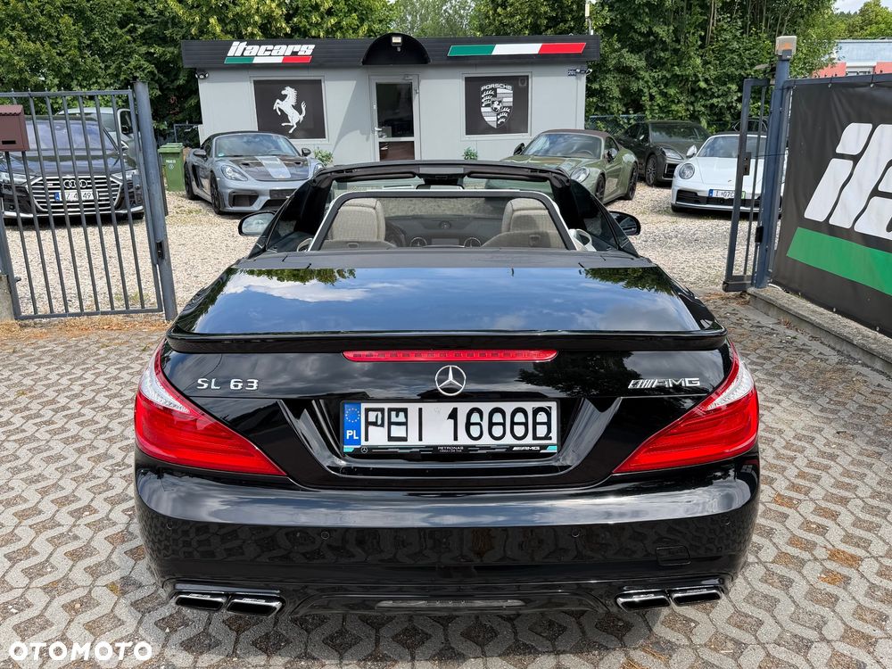 Mercedes-Benz SL 63 AMG - 7