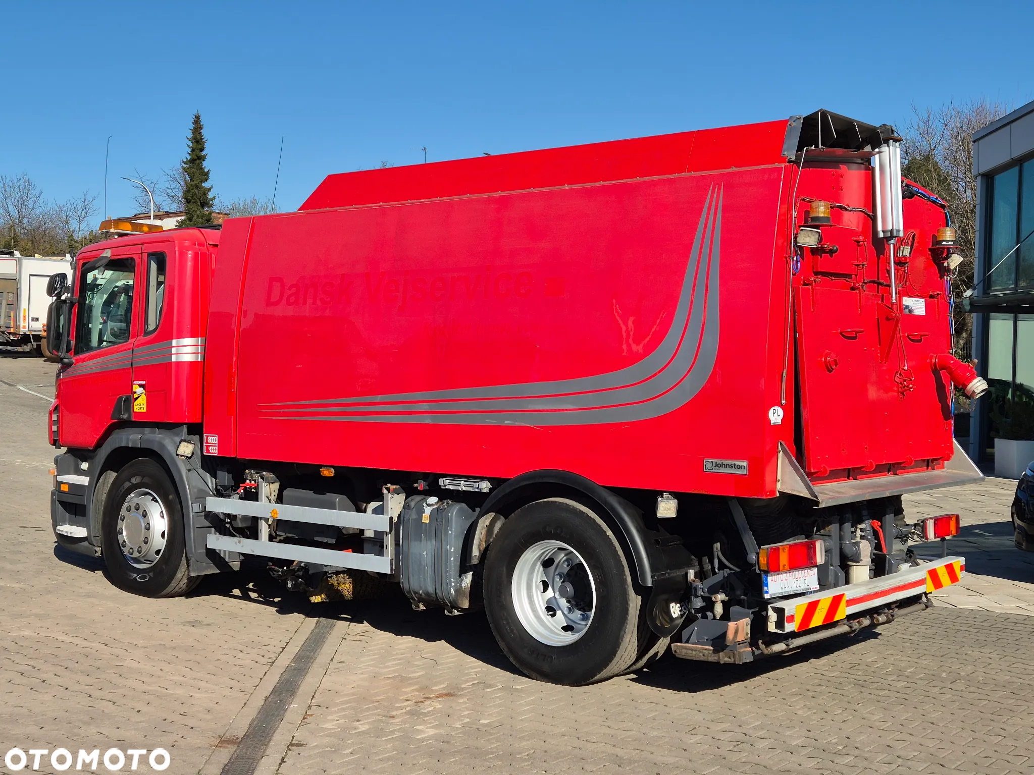 Scania P230 4X2 / ZAMIATARKA / JOHNSTON VX800 / POLEWACZKA / NISKI PRZEBIEG / IDEALNY STAN / BEZWYPADKOWY / 1WŁ! / AUTOMAT - 15