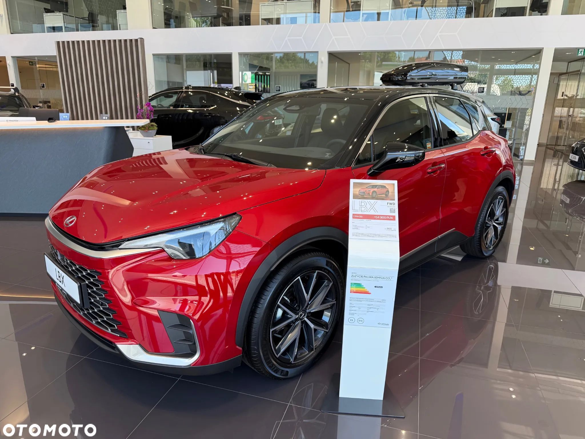 Lexus LBX 1.5 Hybrid Emotion - 1