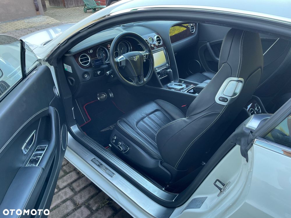 Bentley Continental GT W12 - 13