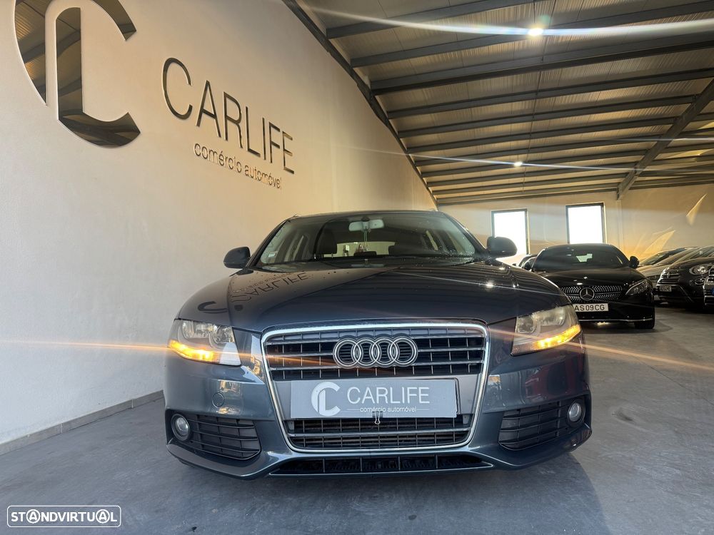 Audi A4 Avant 2.0 TDI Exclusive - 2