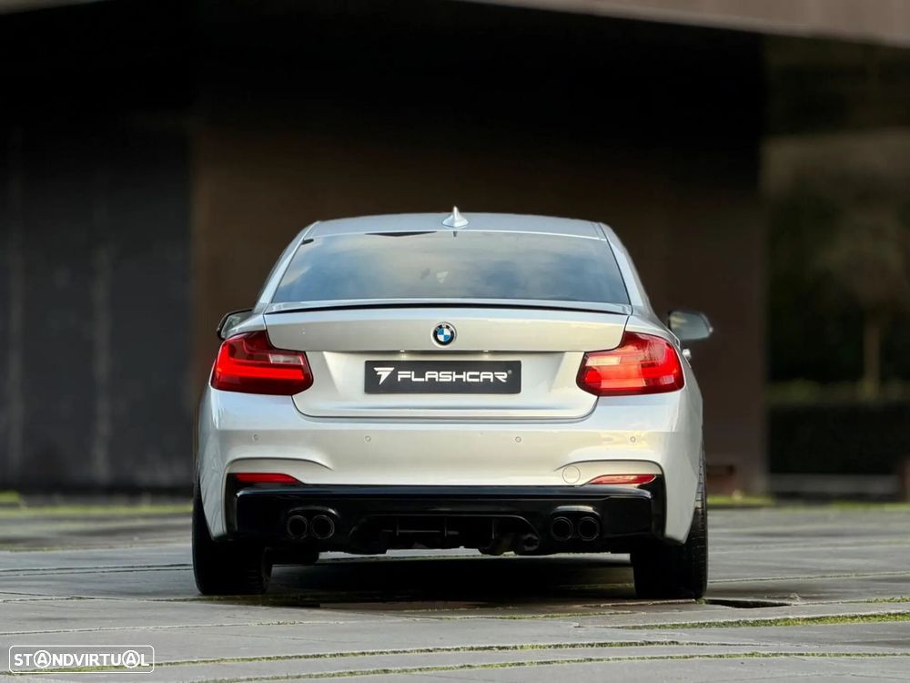 BMW 218 - 22