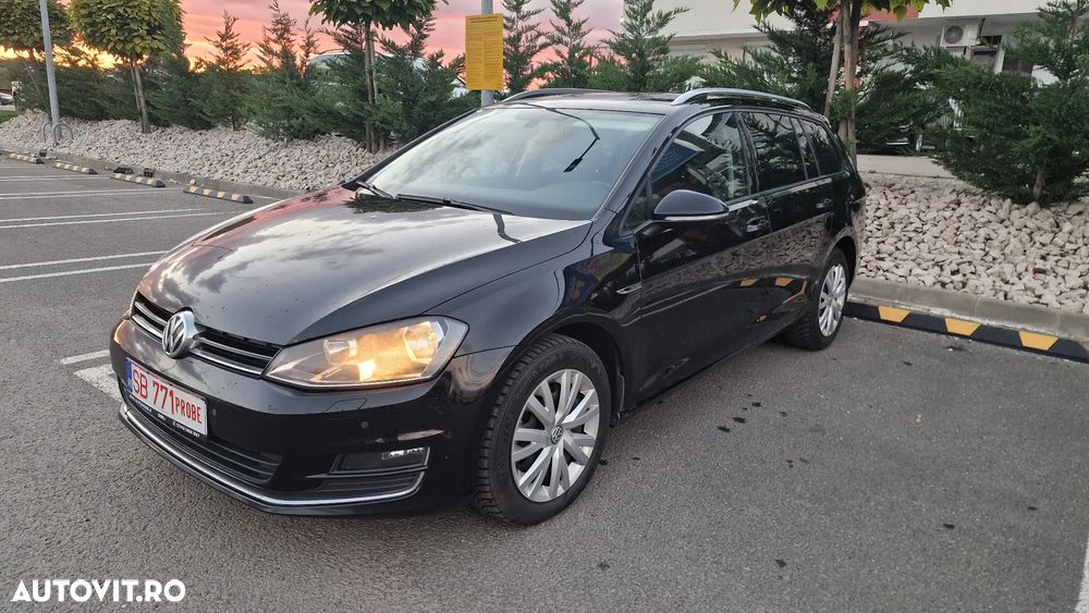 Volkswagen Golf 2.0 TDI BlueMotion Technology Lounge - 10