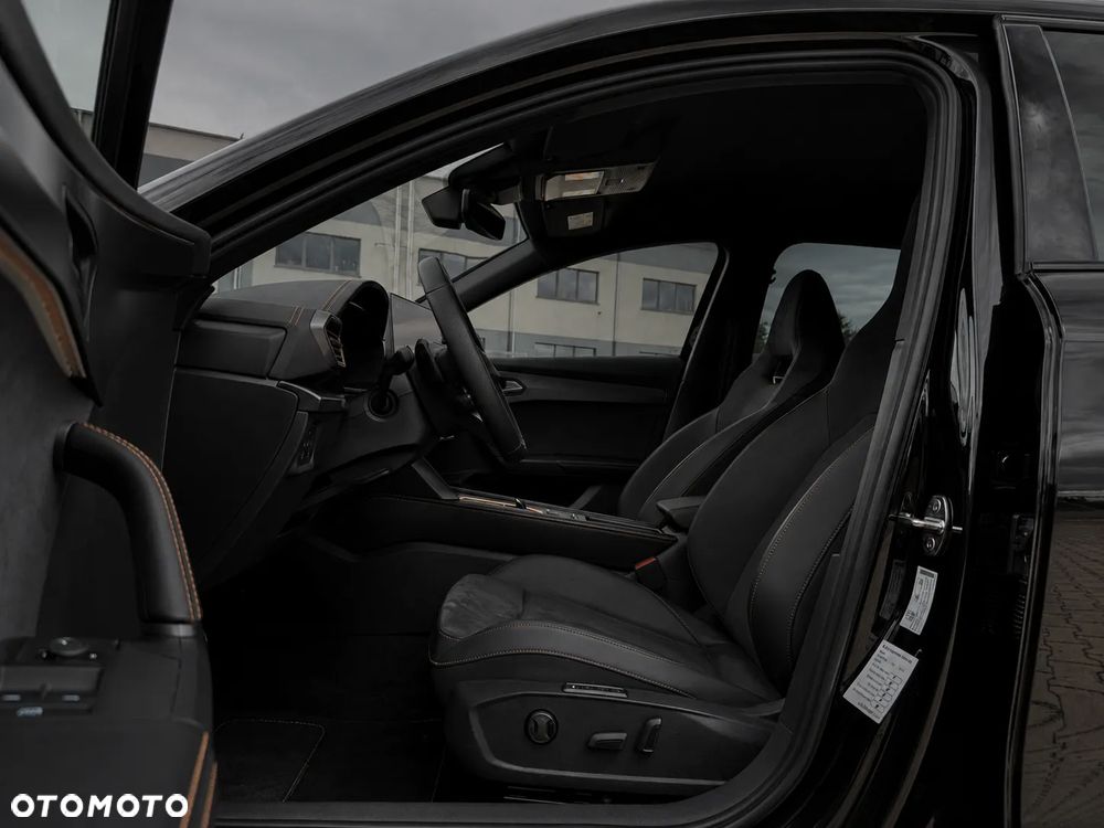 Cupra Formentor 2.0 TSI 4Drive DSG VZ Tribe Edition - 17