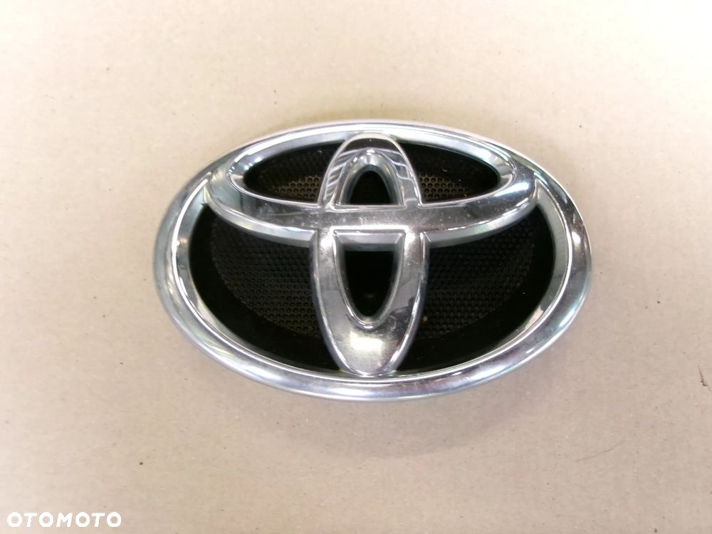 ZNACZEK EMBLEMAT TOYOTA VERSO 09-13 - 2