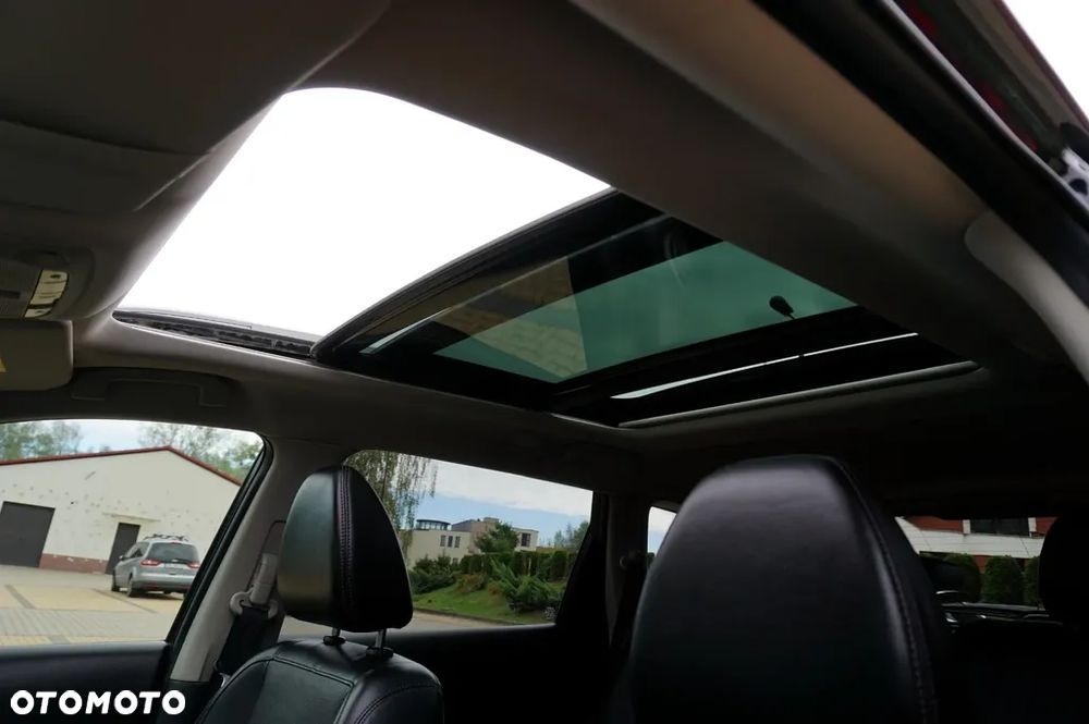 Nissan X-Trail 1.6 DIG-T Tekna 2WD 7os - 39