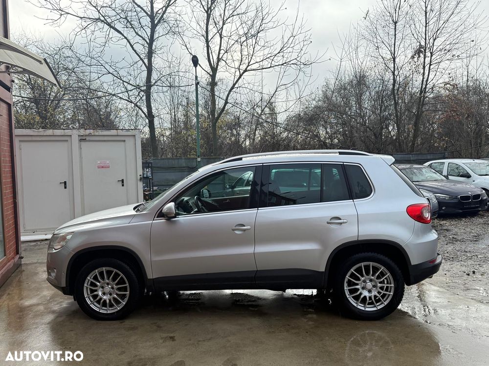 Volkswagen Tiguan - 33