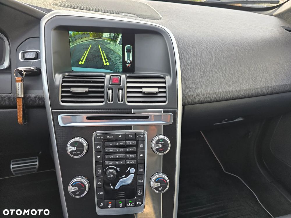 Volvo XC 60 - 8