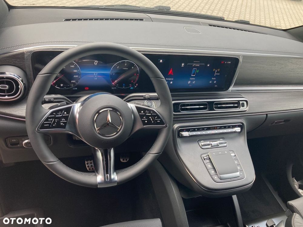 Mercedes-Benz Klasa V - 18